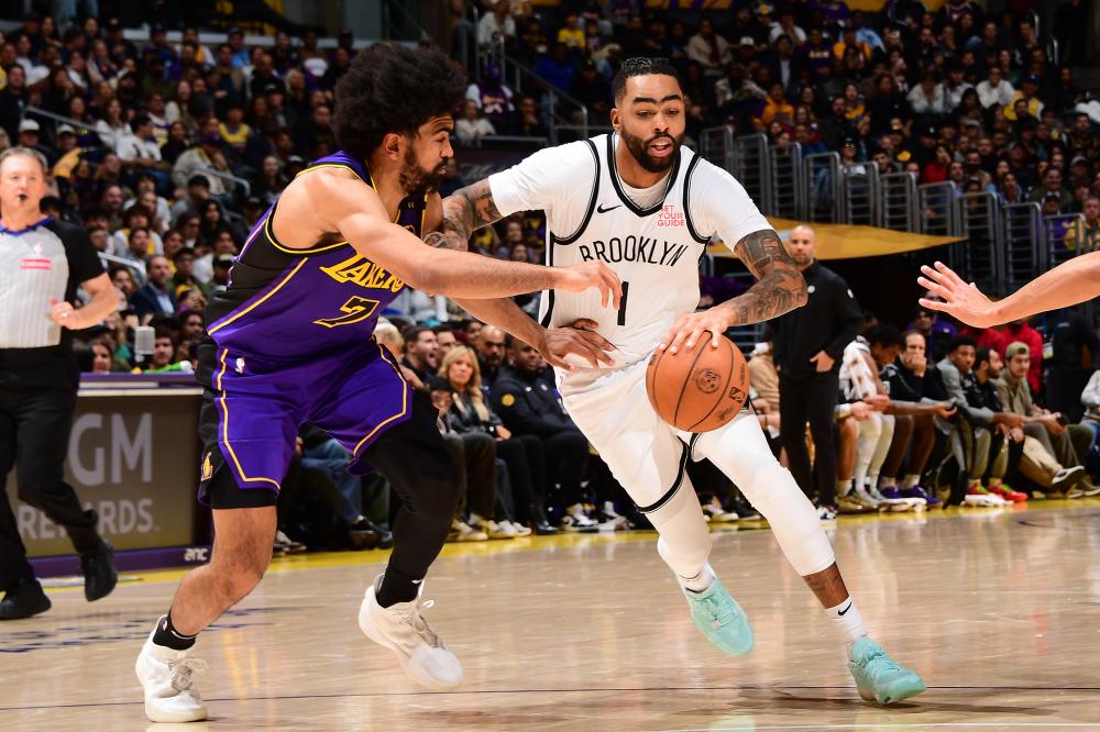 用迪亚斯与 用迪亚斯与